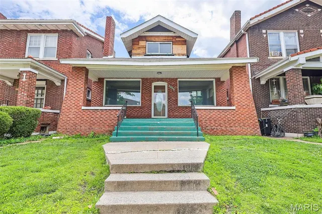 Popular Washington Heights Add Real Estate