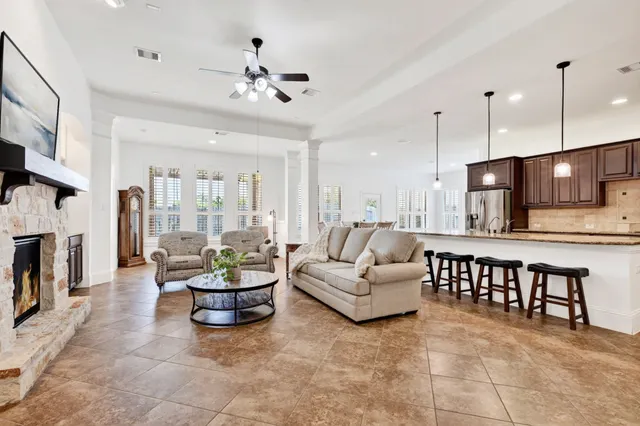 Popular Imperial Oaks Forest 03 Real Estate
