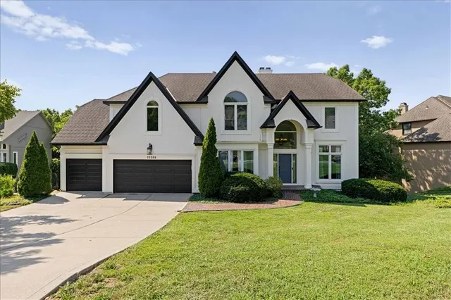 Popular Woodland Place Real Estate