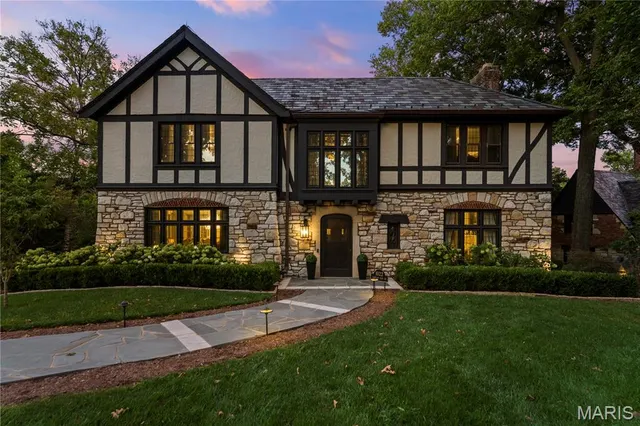 Expensive Maplewood-Rchmnd Hts Real Estate
