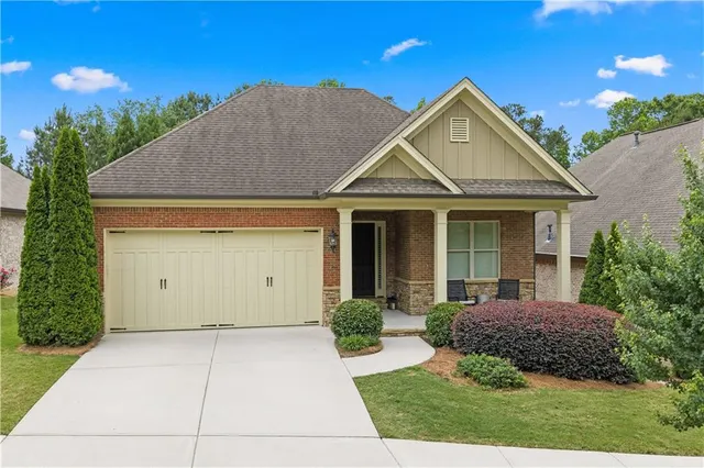 Popular MAGNOLIA VILLAGE Real Estate