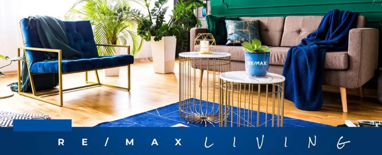 RE/MAX Living