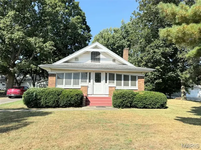 Popular Pana Real Estate