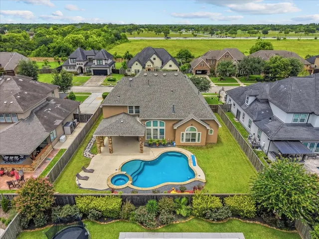 Popular Sterling Creek Real Estate