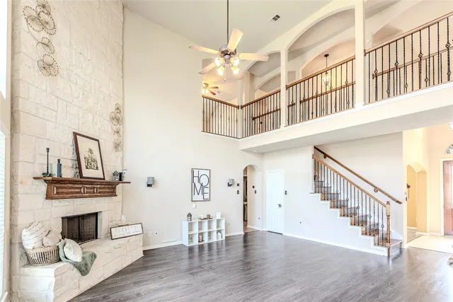 Popular Rivers Run Real Estate