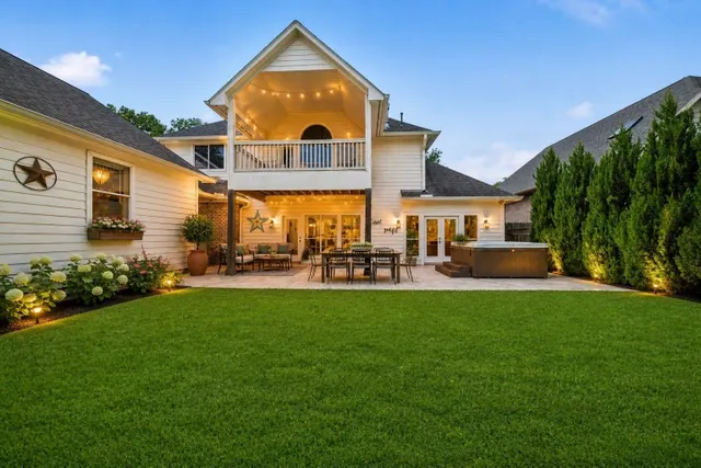 Expensive Champion Lake 01 Real Estate