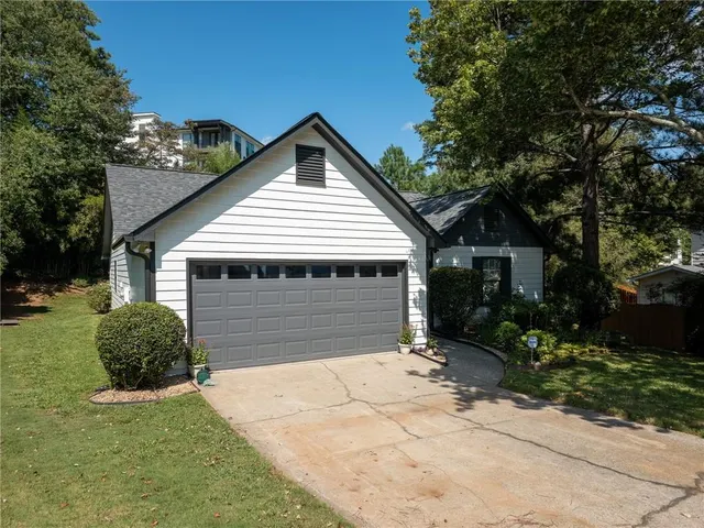 Popular WINDSOR GATE Real Estate