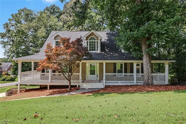 Popular GEORGIAN HILLS Real Estate