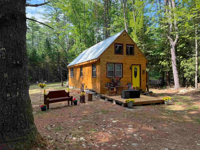 Cheap Mountain Lakes District Real Estate