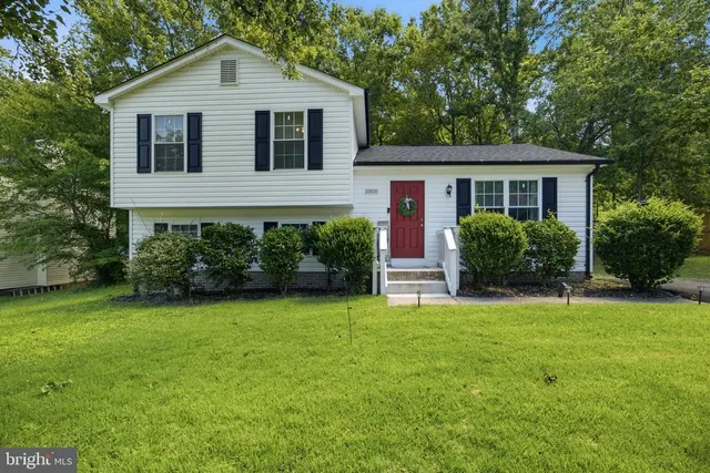 Expensive Holleybrooke-Cobblestone Real Estate