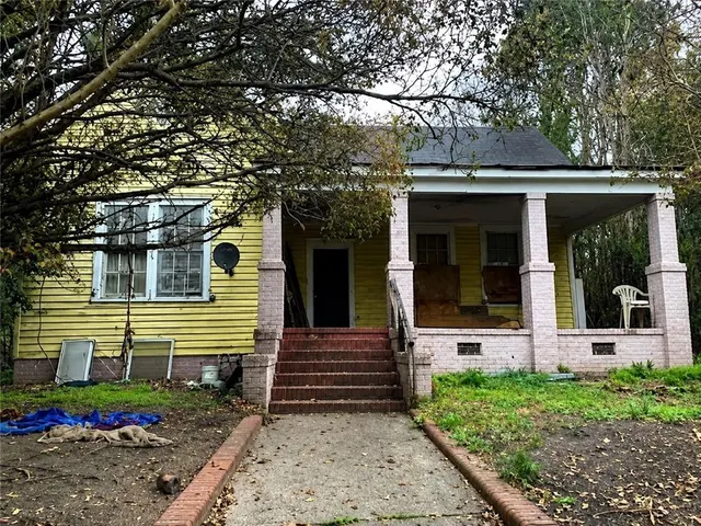 Popular 1St Edgewood Real Estate