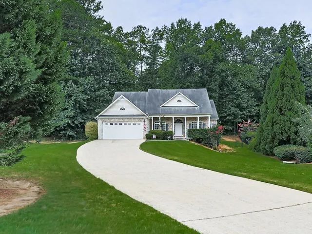Popular WOODRIDGE Real Estate