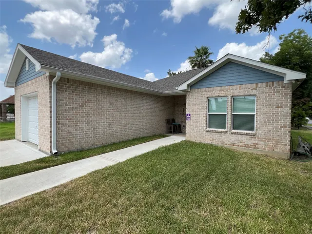 Popular Riverside Terrace Sec 02 Real Estate
