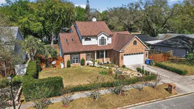 Popular WILLA OAKS Real Estate