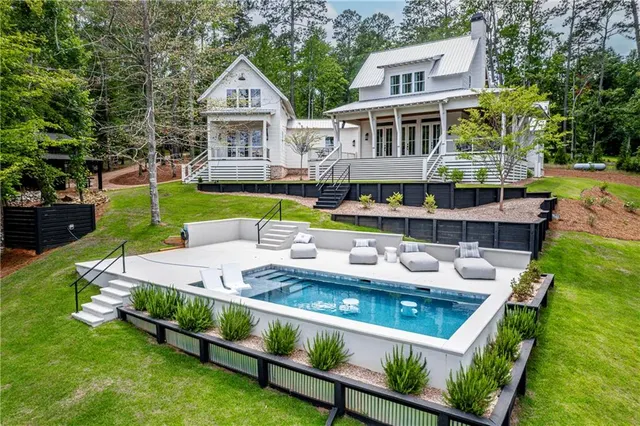 Popular Bagley Road Real Estate