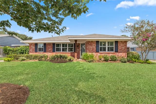 Popular Lazybrook Sec 7 Real Estate