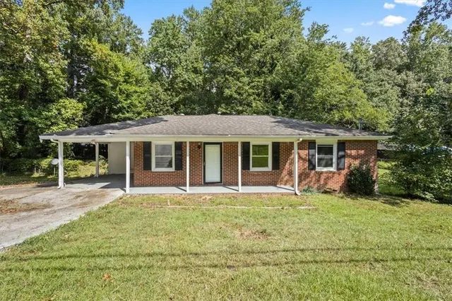 Popular CLAY MANOR Real Estate