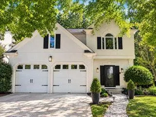 Popular THE CLOISTER AT BELLS FERRY Real Estate