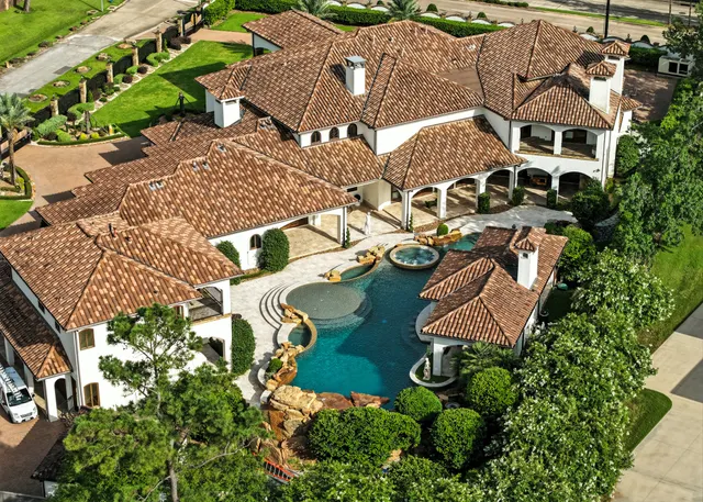 Expensive Sherwood Forest Real Estate