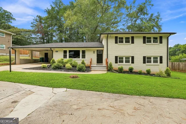 Expensive Greek Oaks Real Estate
