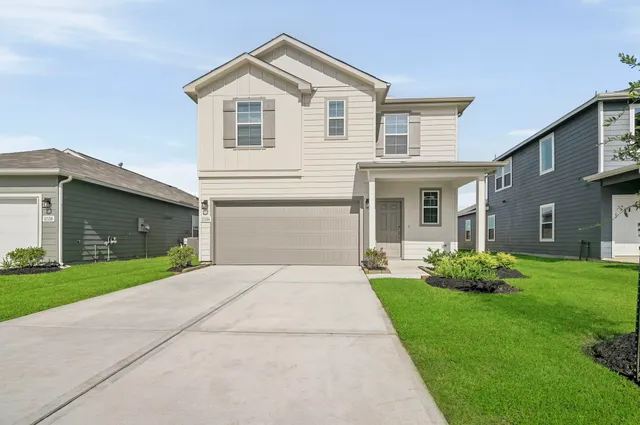 Popular Barrett Crossing Real Estate