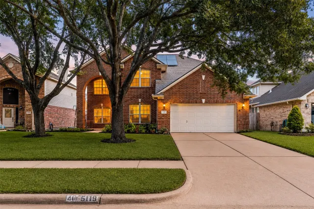 Popular BAYWOOD OAKS WEST Real Estate