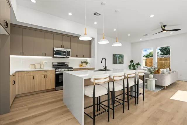 Popular BEULAH VILLAS Real Estate