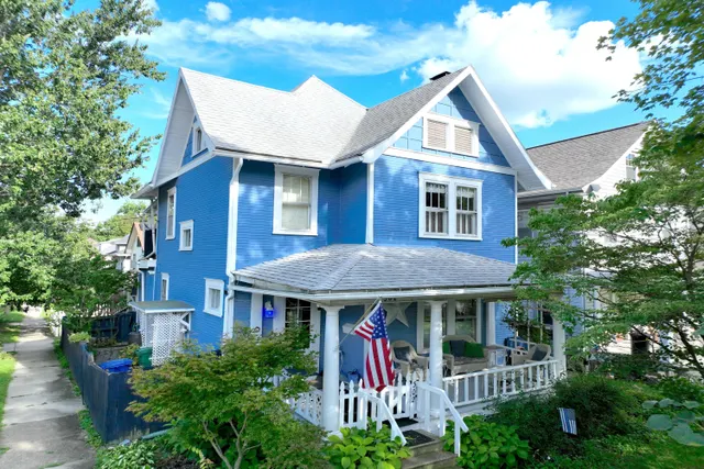 Popular Northwest Neighborhood Real Estate