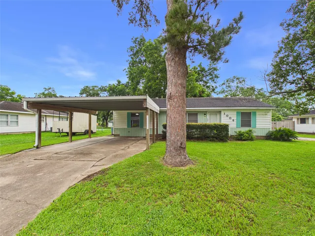 Popular High School Sweeny Real Estate