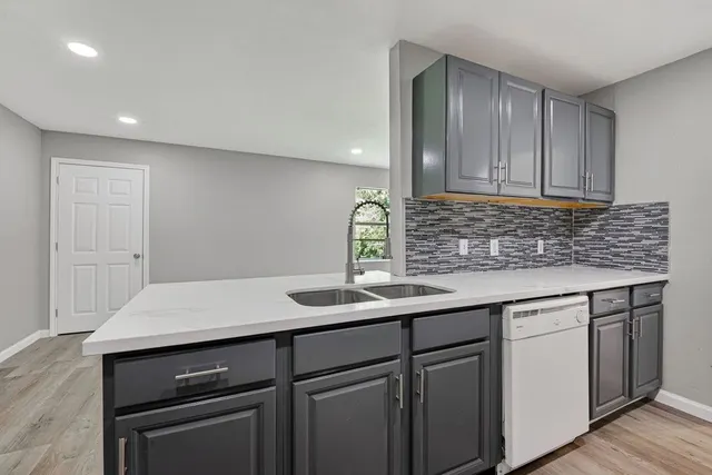 Cheap Vince Heights Sec 04 Real Estate
