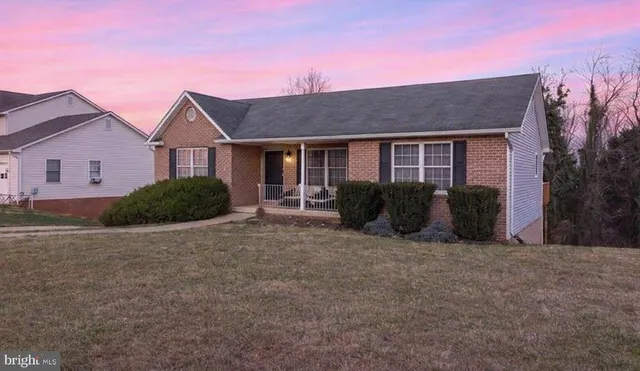 Popular Happy Creek Knolls Real Estate