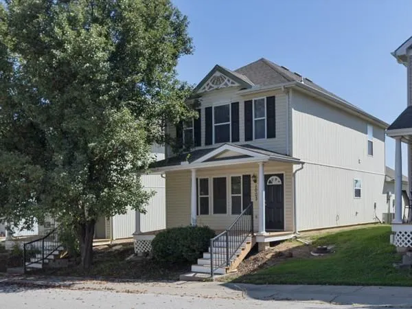 Cheap Creekside Real Estate