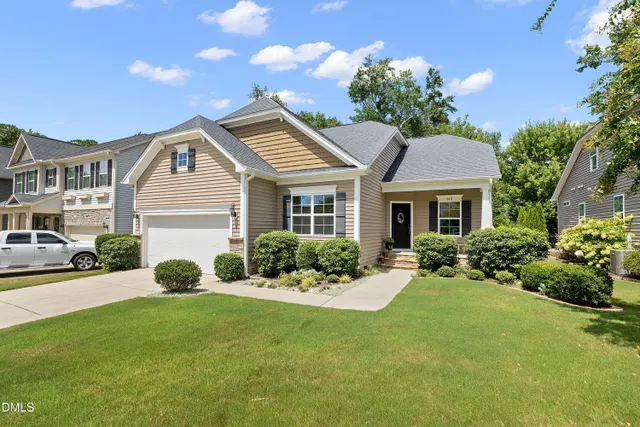 Popular Avalon Springs Real Estate