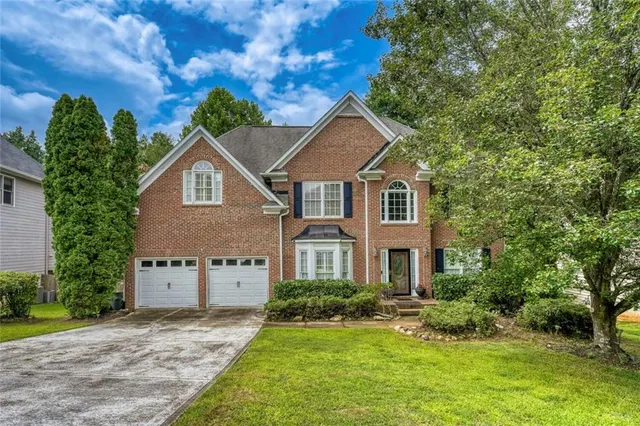 Popular Kings Row Real Estate