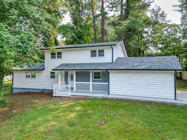 Popular CLEVELAND WOODS Real Estate