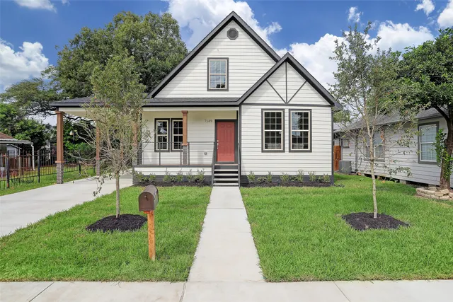 Expensive Magnolia Park Real Estate