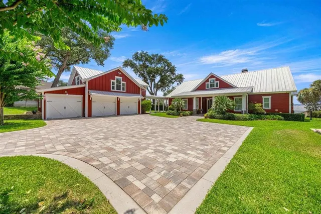 Expensive Ocklawaha Real Estate