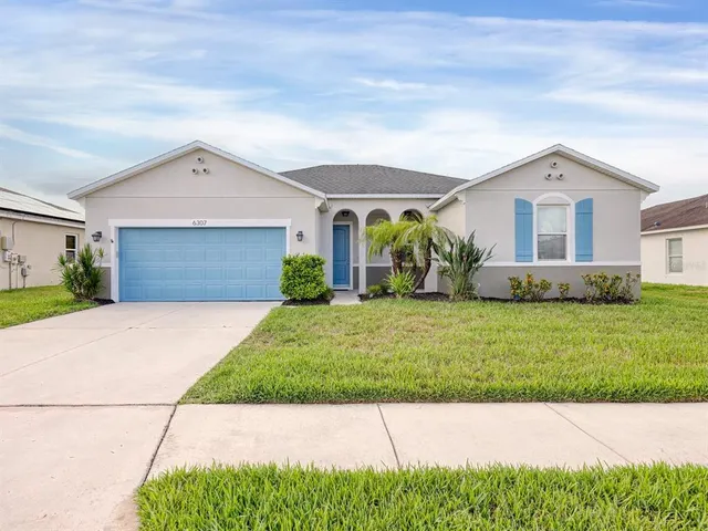 Popular STERLING LAKE Real Estate