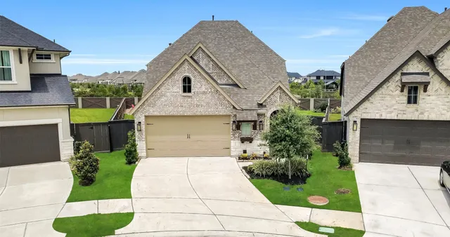 Cheap Harvest Green Sec 38 Real Estate