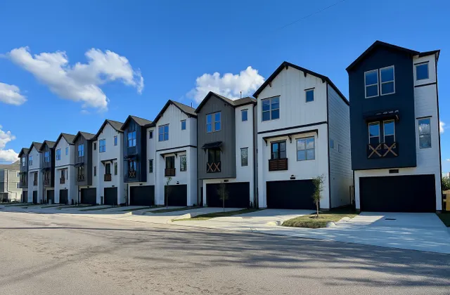 Expensive Amelia Oaks Real Estate