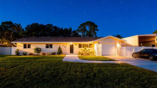 Popular Lake Worth Real Estate