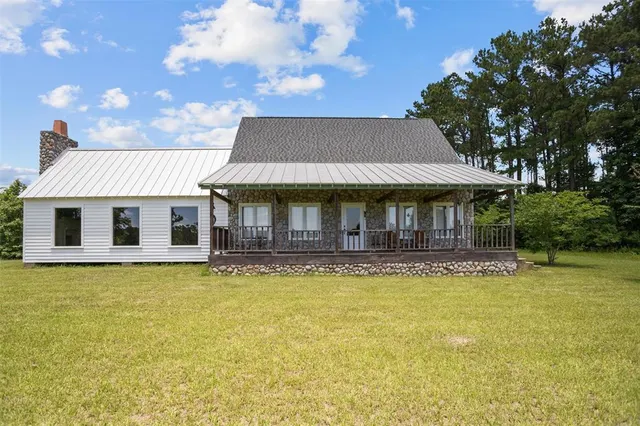 Popular Vineyard View Ranch Real Estate
