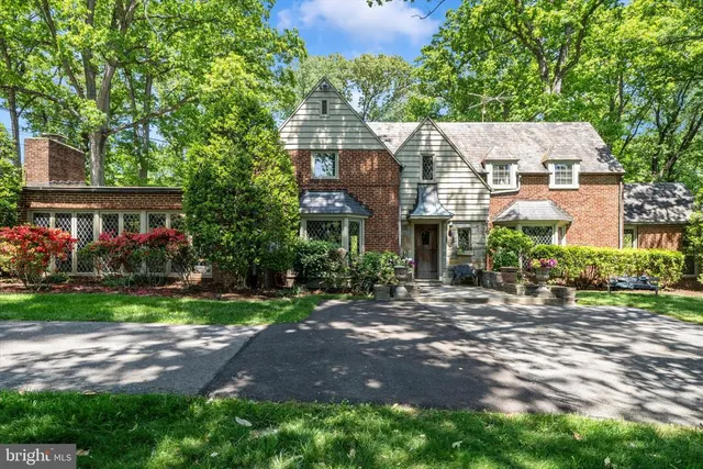 Expensive Hillandale Real Estate