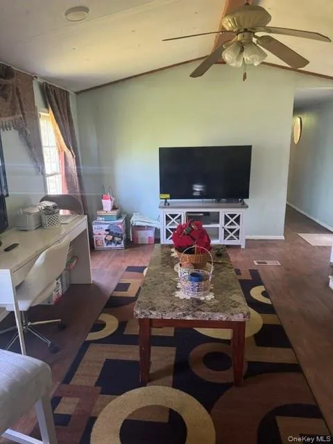 Cheap Burlingham Real Estate
