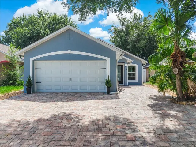 Expensive VALENCIA WOODS Real Estate