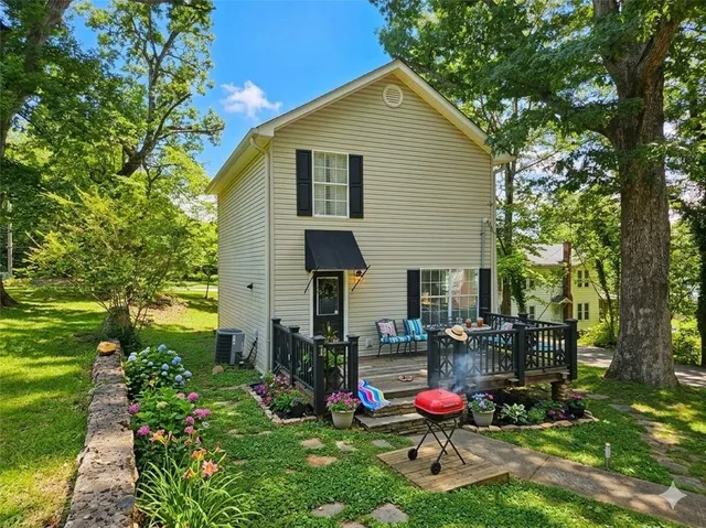 Popular Twitty Estates Real Estate