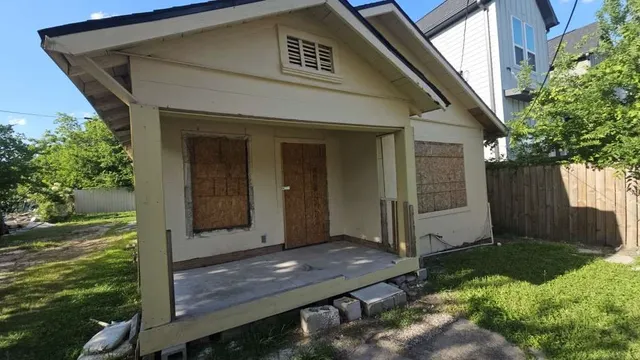 Popular Eagle Real Estate