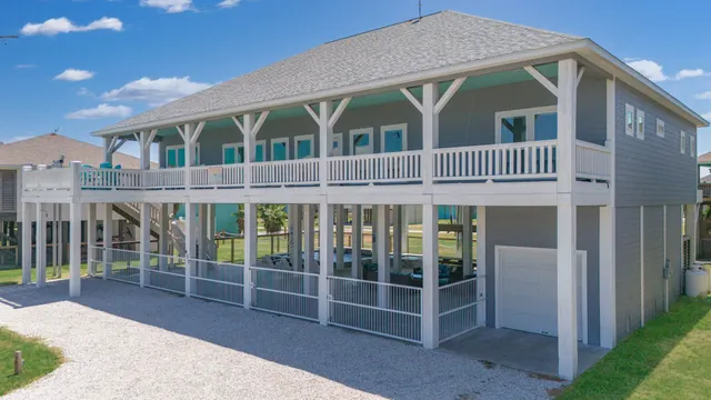 Expensive Stingaree Cove Real Estate