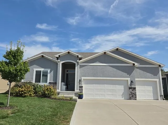 Popular Hawksbury Real Estate