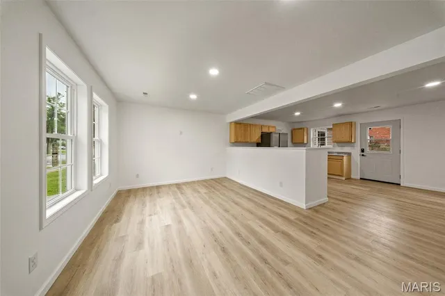Popular Holloways Add Real Estate
